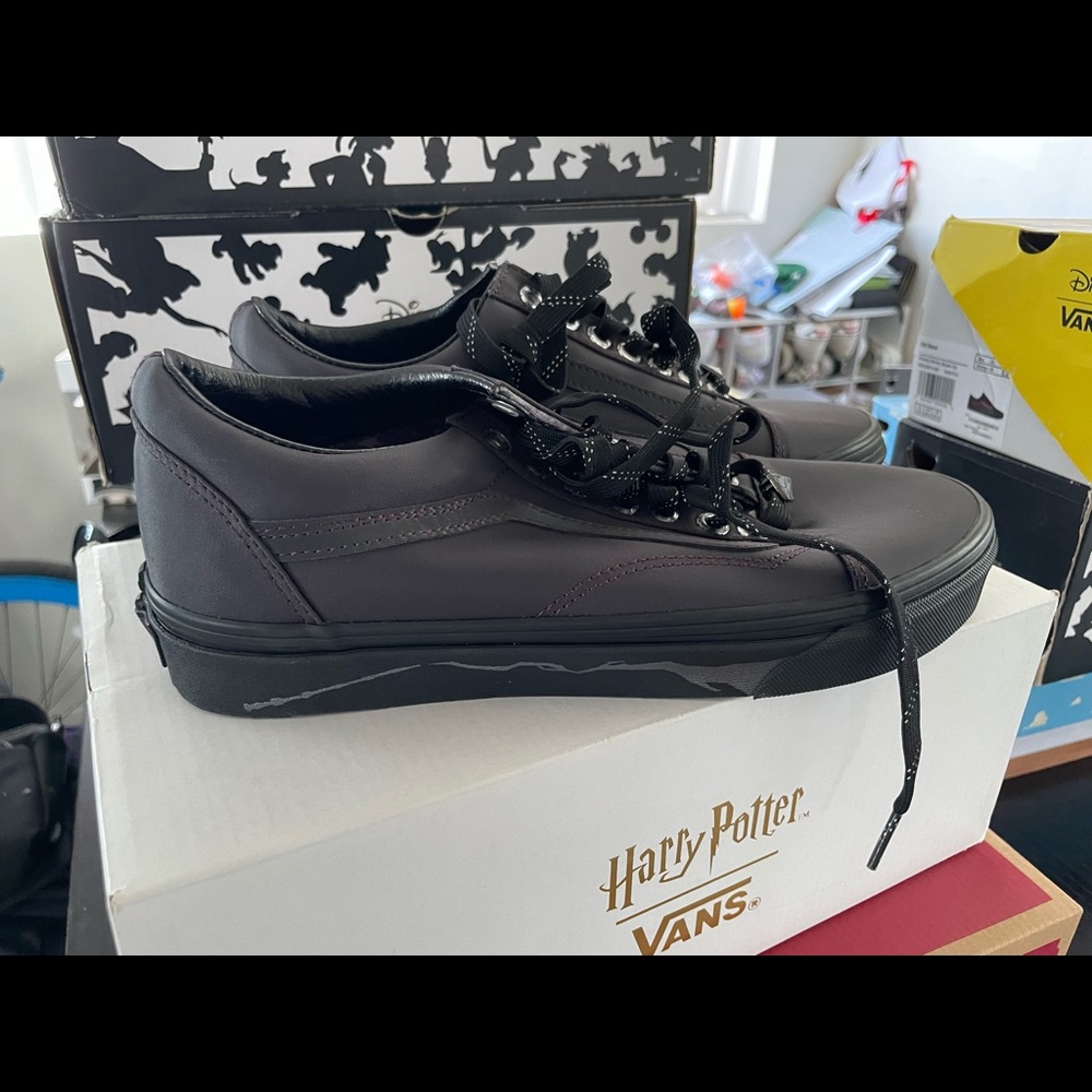 Vans x Harry Potter Deathly Hallows